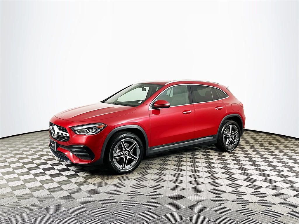2022 Mercedes Benz GLA 250 4MATIC photo 2