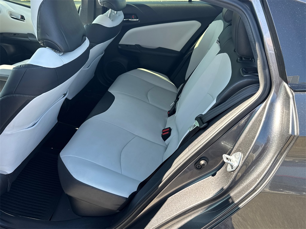 2022 Toyota Prius XLE photo 20