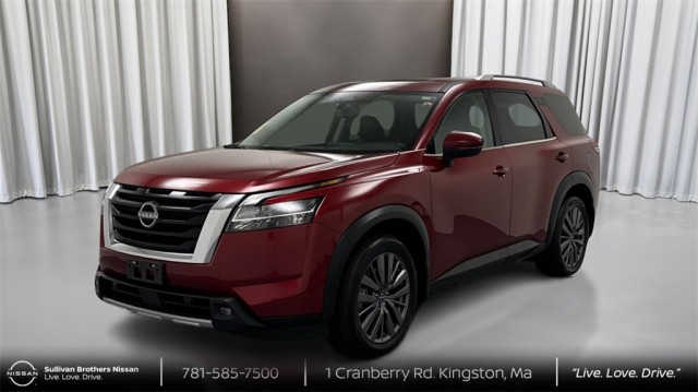 2022 Nissan Pathfinder SL