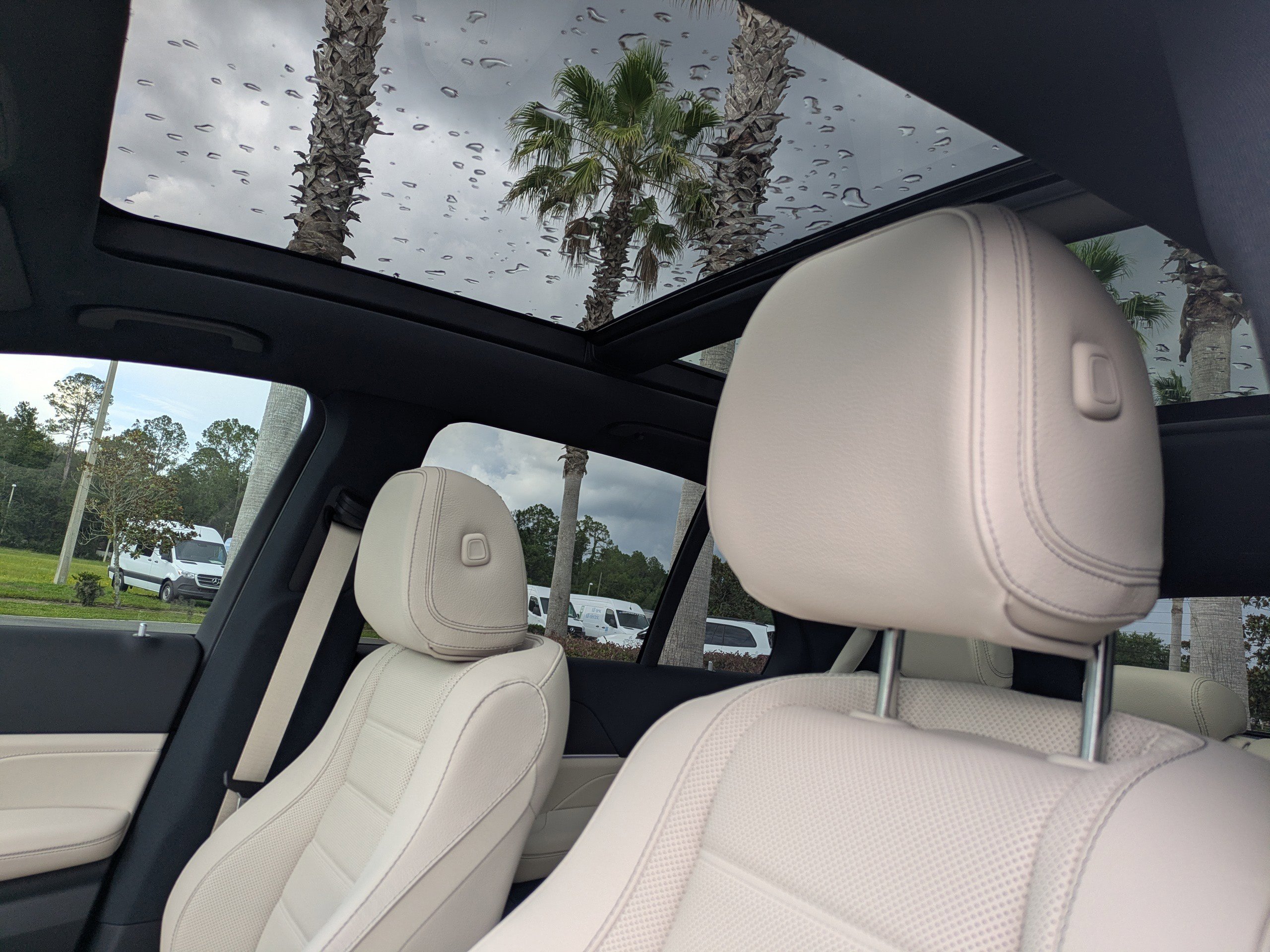 2025 Mercedes Benz GLE 350 4MATIC photo 3