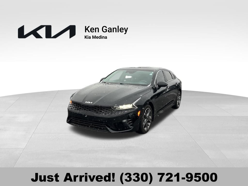 2023 Kia K5 EX's photo