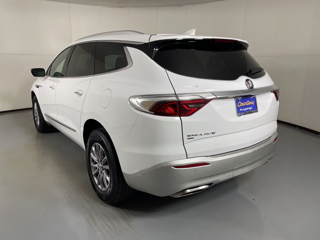 2024 Buick Enclave Premium photo 3