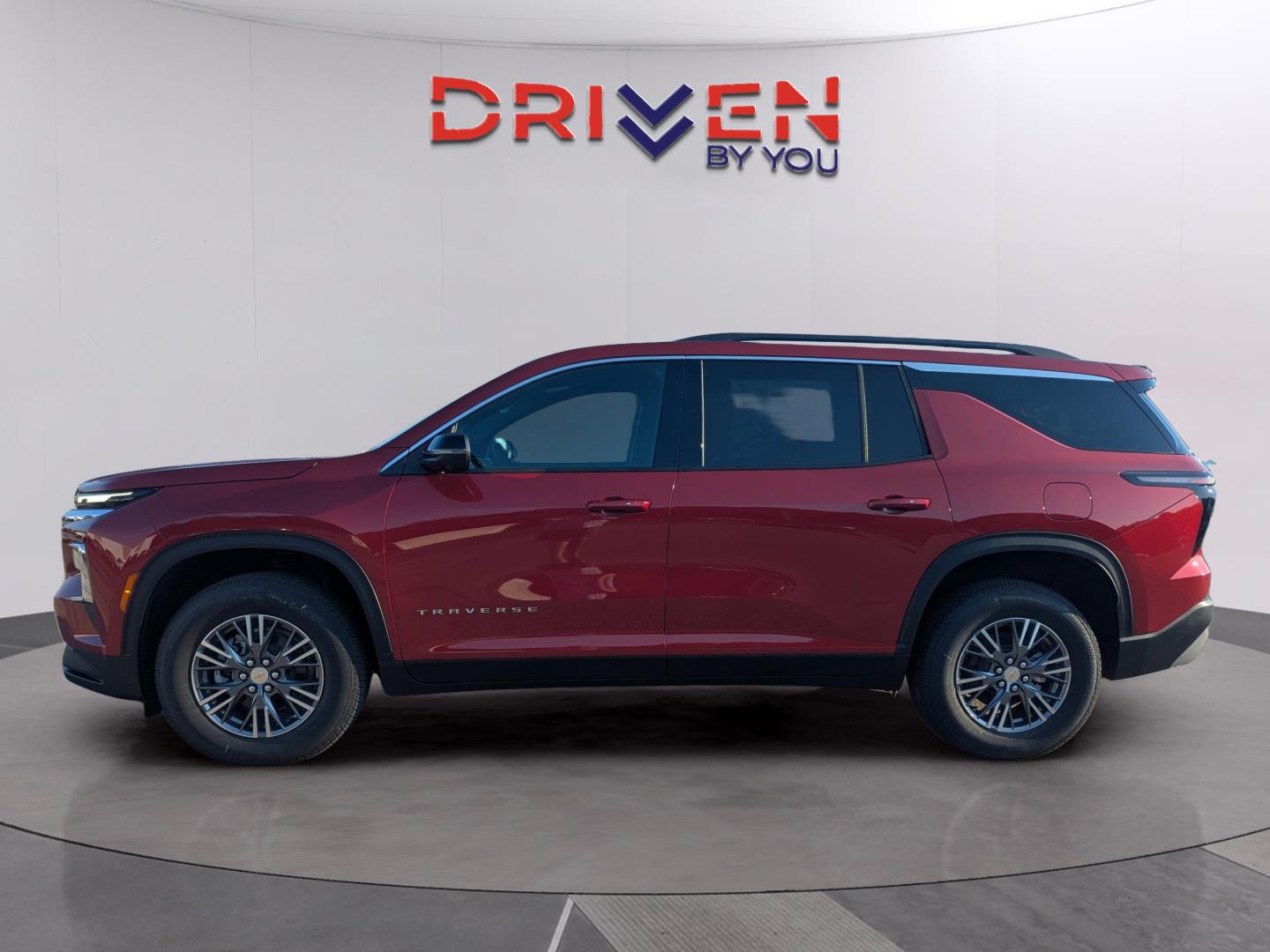 2026 Chevrolet Traverse photo 2