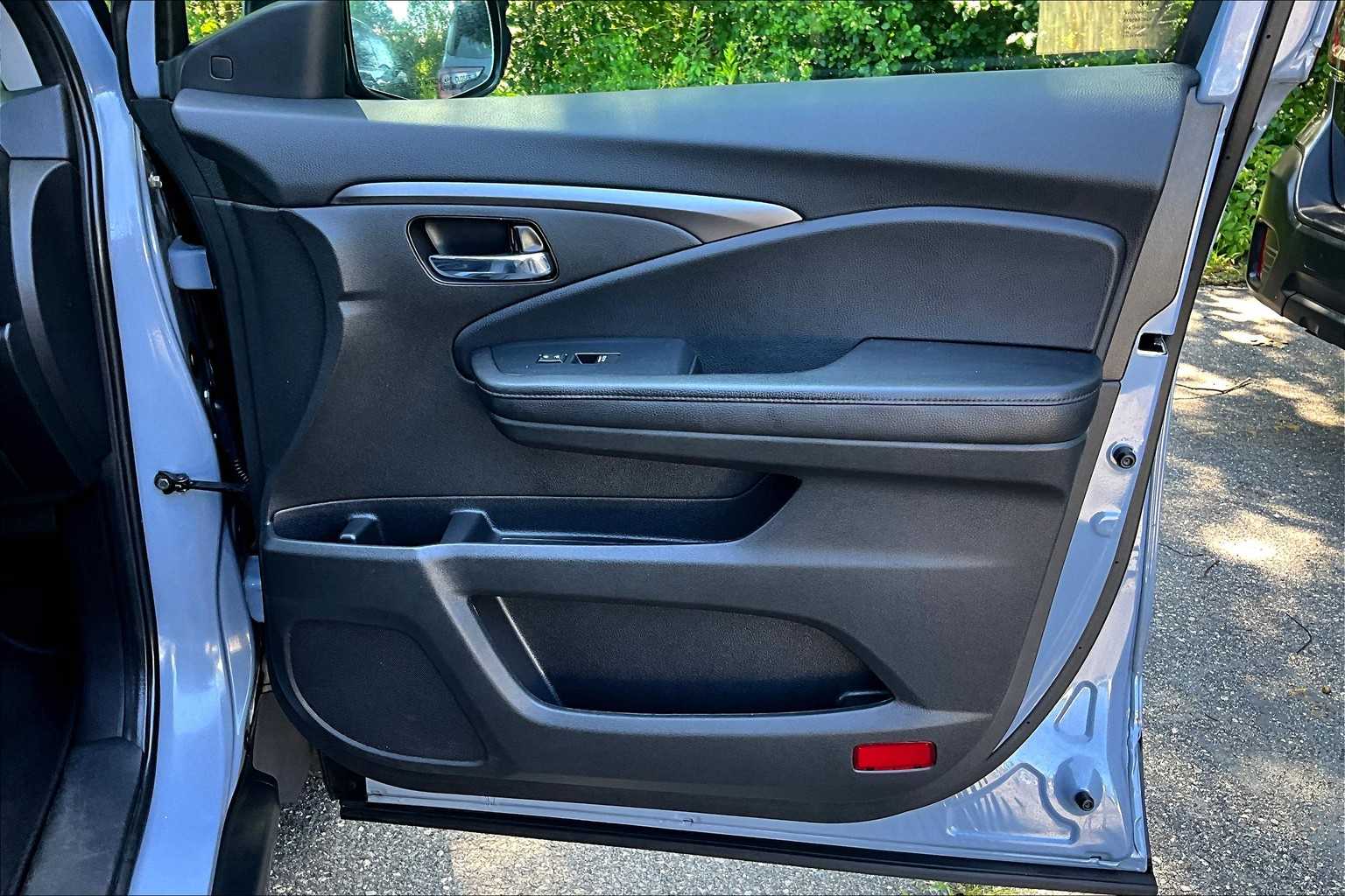 2022 Honda Pilot Special Edition photo 21