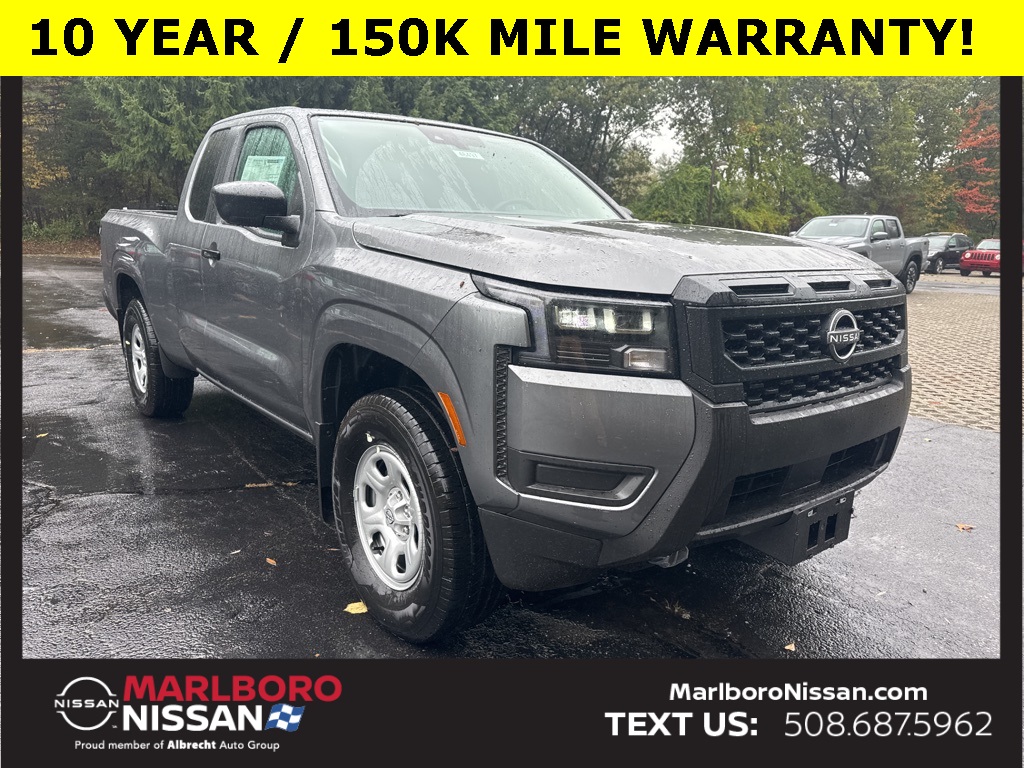 2026 Nissan Frontier S's photo