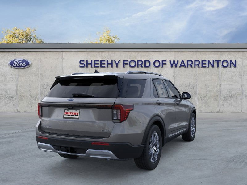 2025 Ford Explorer Platinum photo 4