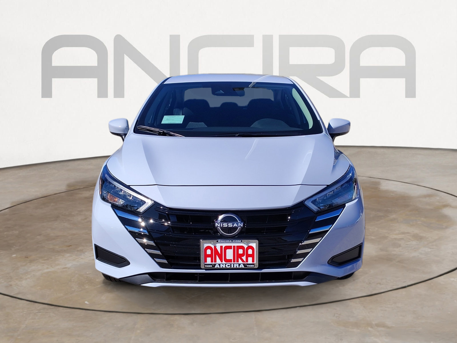 2025 Nissan Versa SV photo 4