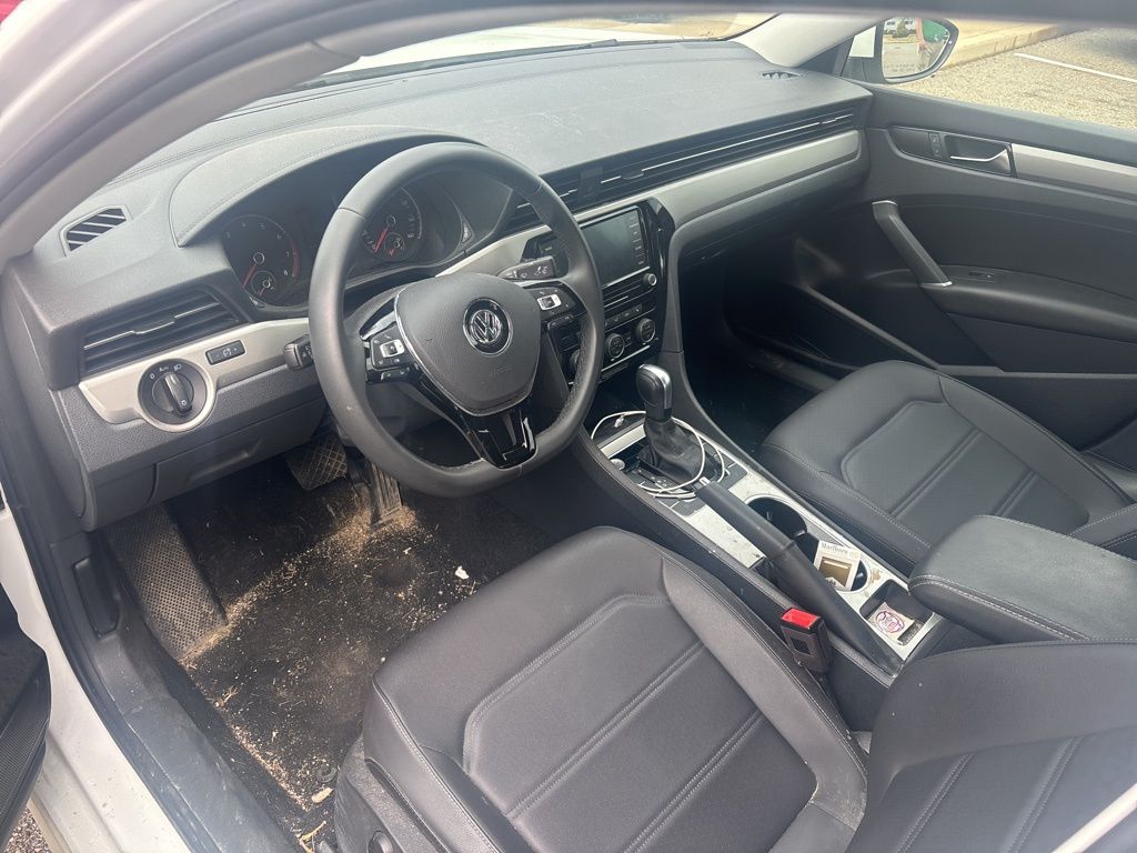 2022 Volkswagen Passat 2.0T SE photo 10