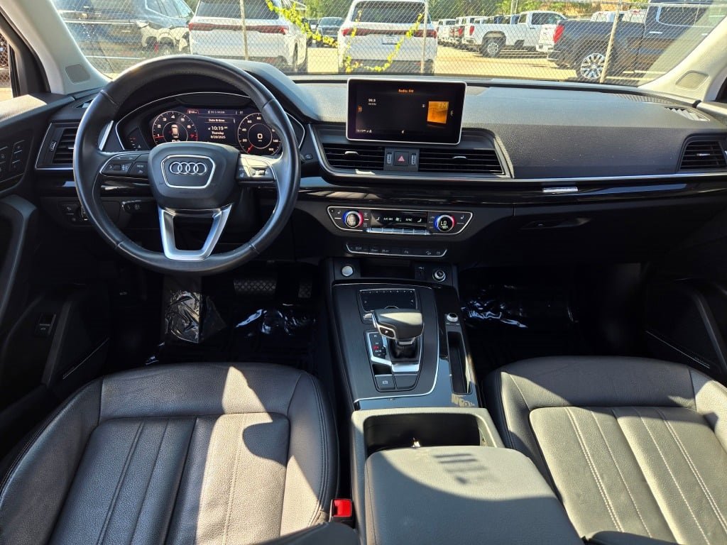 2020 Audi Q5 45 Premium Plus photo 17