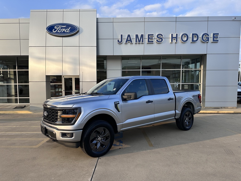 2025 Ford F-150 STX's photo