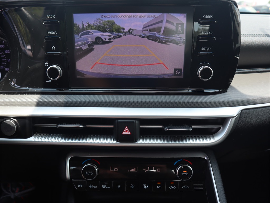 2023 Kia K5 LXS photo 17