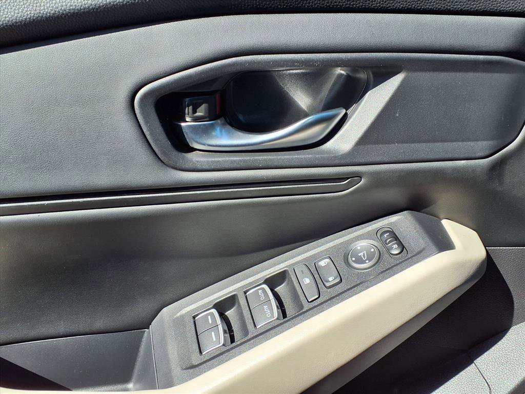 2023 Honda Accord EX photo 13