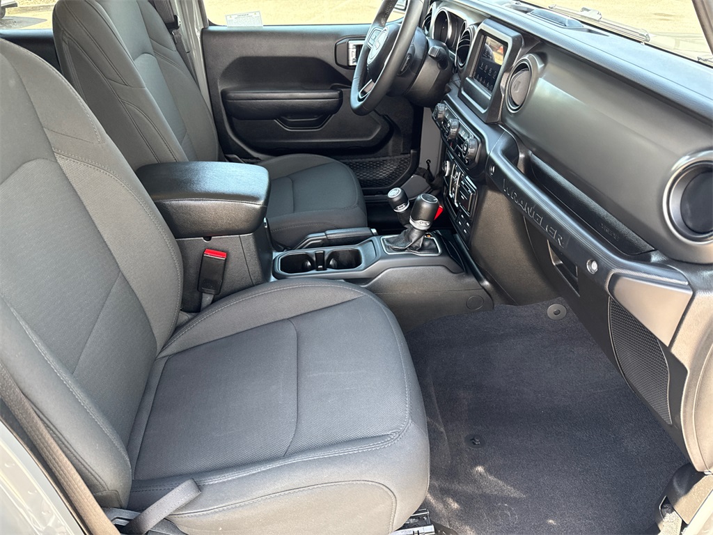 2023 Jeep Wrangler Base 4xe photo 17