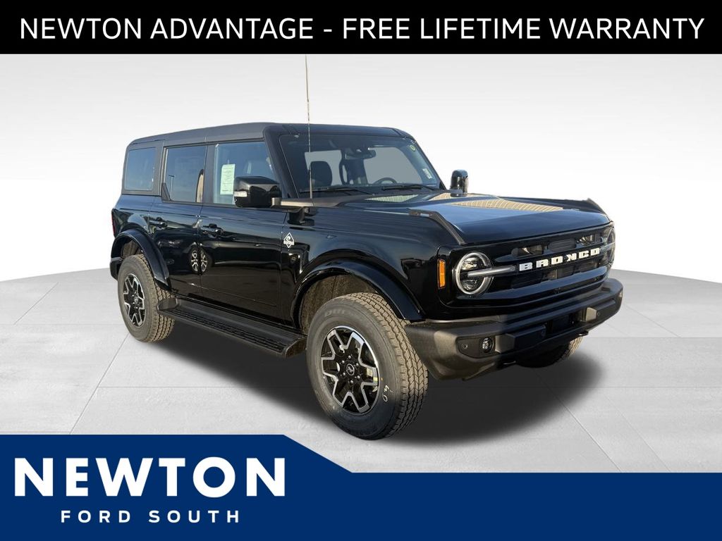 2025 Ford Bronco 4-Door Outer Banks's photo