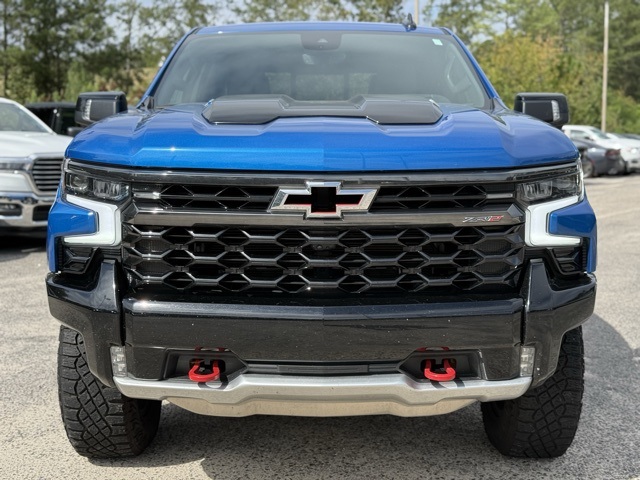 2024 Chevrolet Silverado 1500 ZR2 photo 2