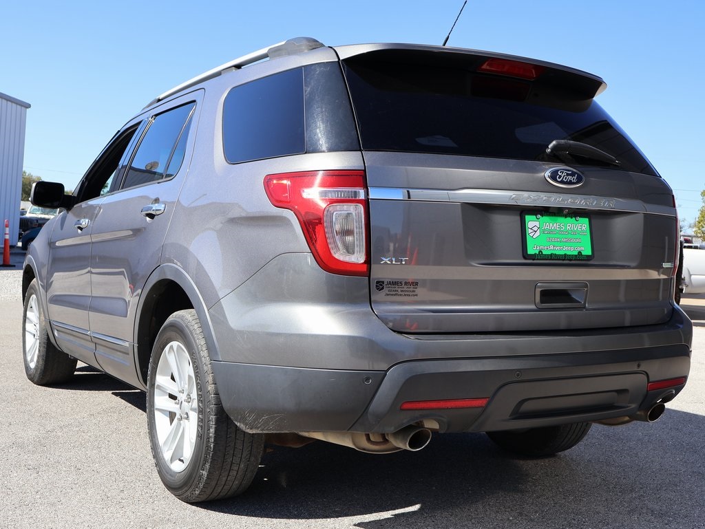 2013 Ford Explorer XLT photo 3