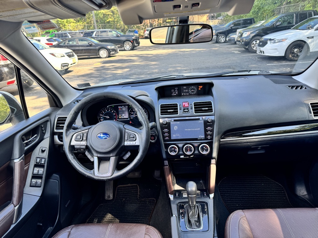 2017 Subaru Forester 2.5i Touring photo 8