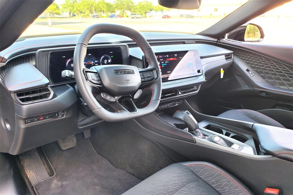 2025 Dodge Charger R/T photo 6