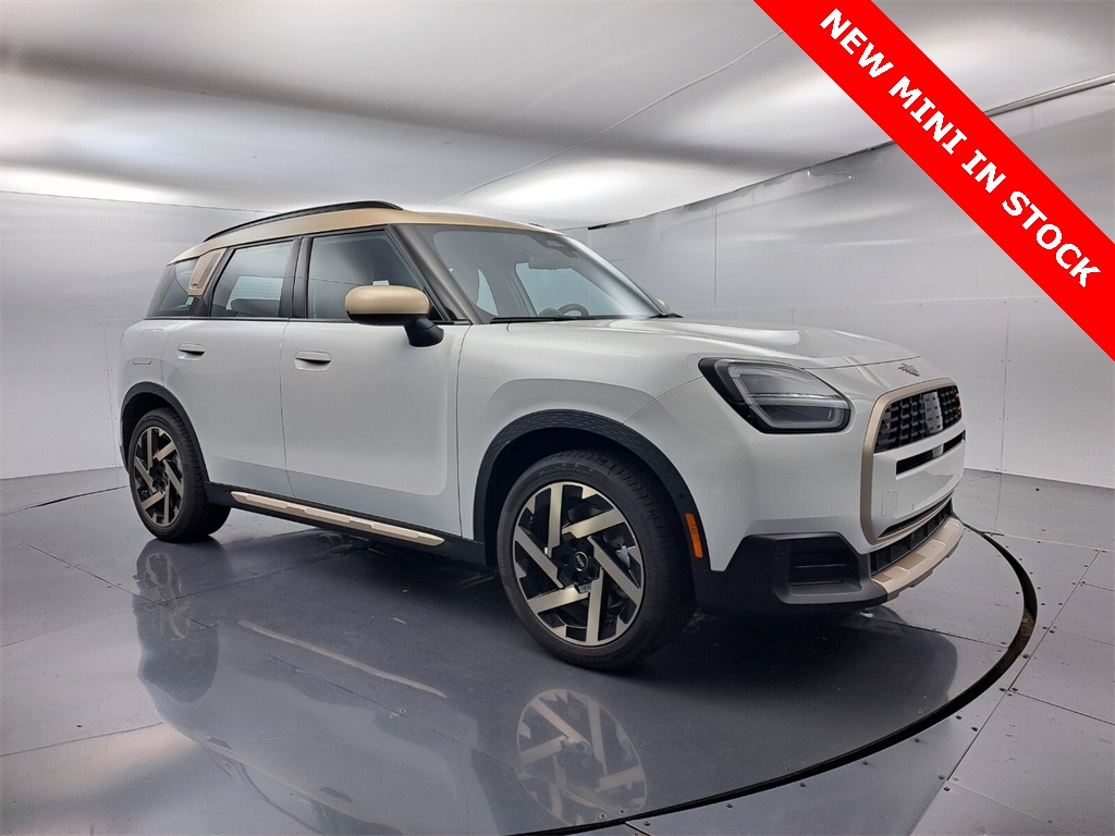 2026 MINI Countryman S's photo