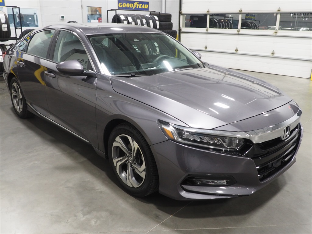 2018 Honda Accord EX photo 3
