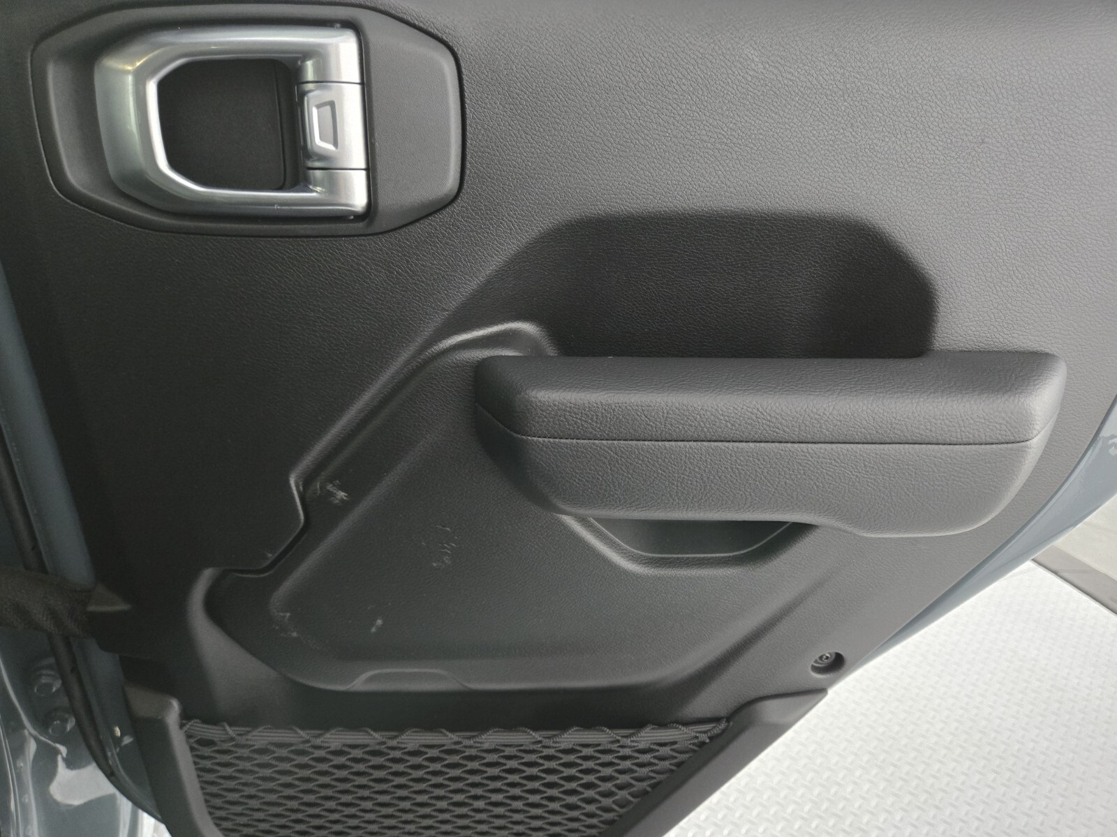2024 Jeep Wrangler Sport S 4xe photo 18