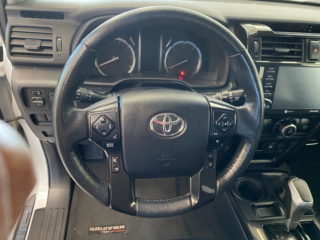 2024 Toyota 4Runner TRD Off-Road Premium photo 7