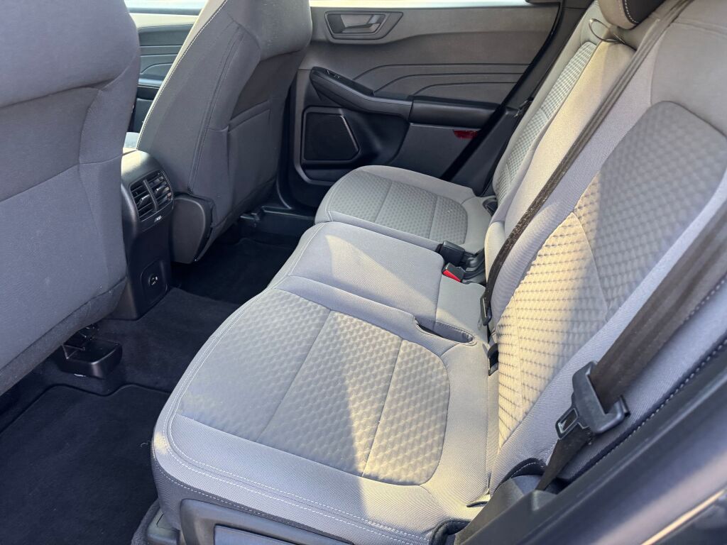 2022 Ford Escape SE photo 15