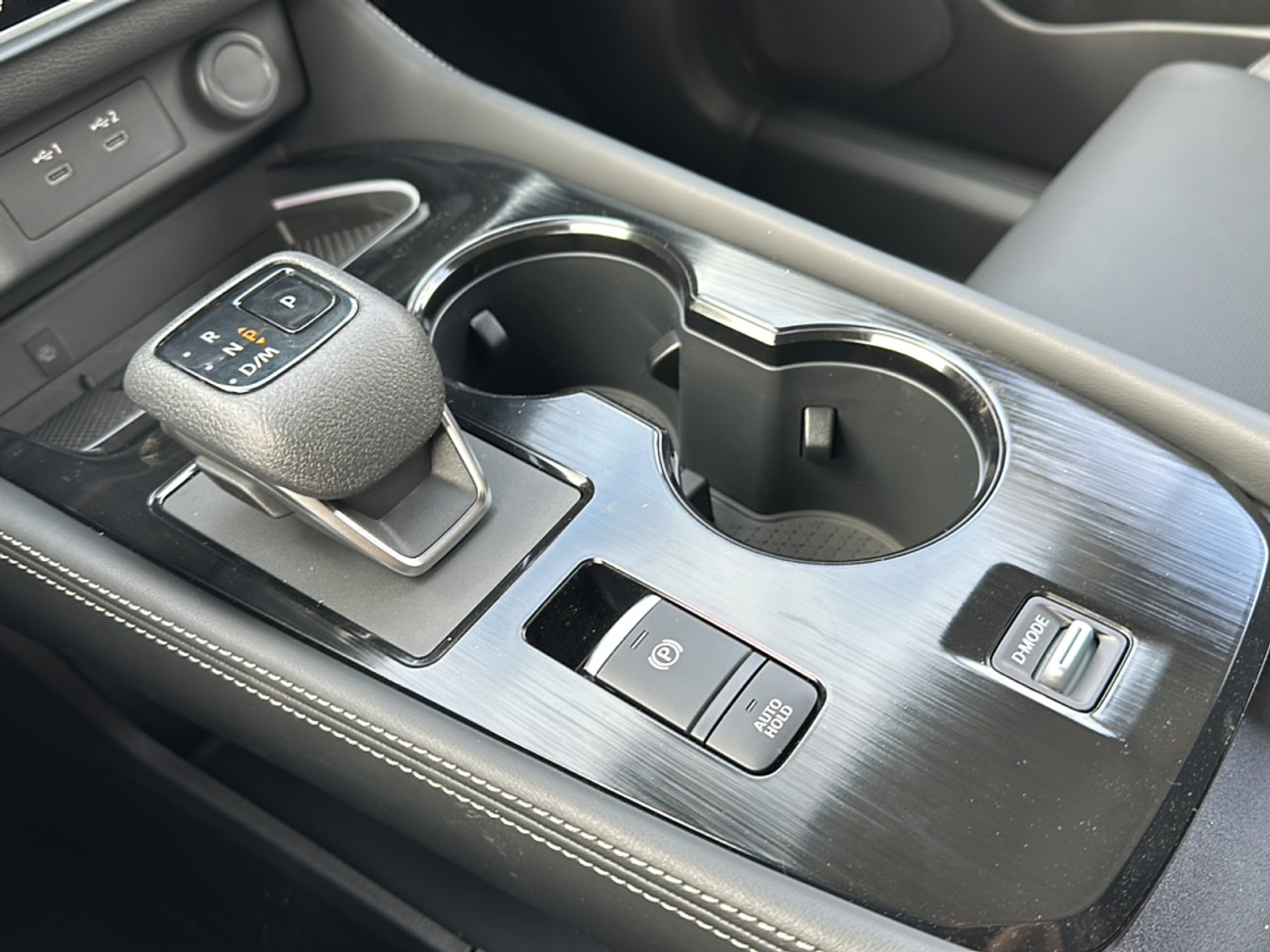 2025 Nissan Rogue Platinum photo 10