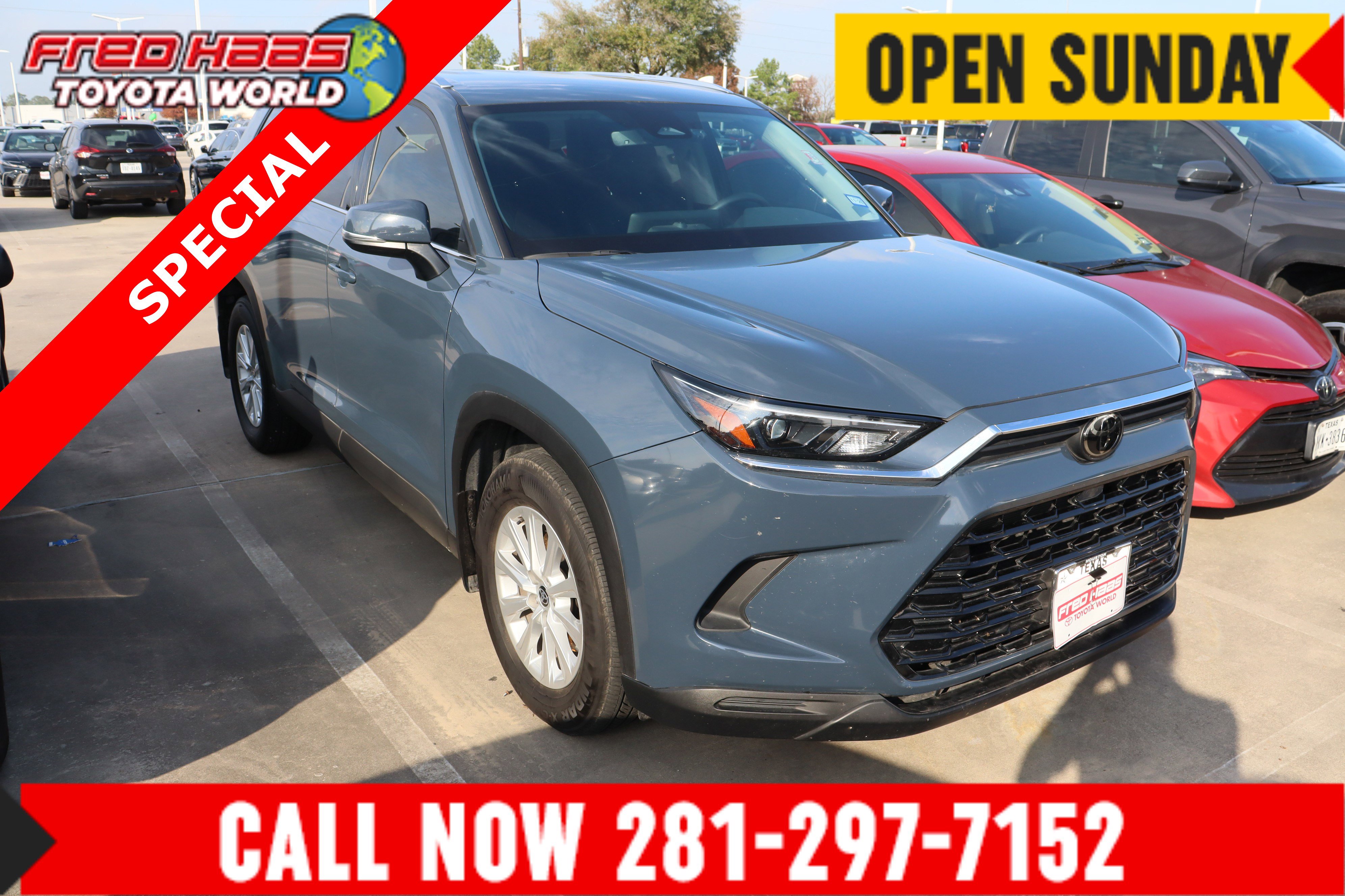 2024 Toyota Grand Highlander XLE's photo