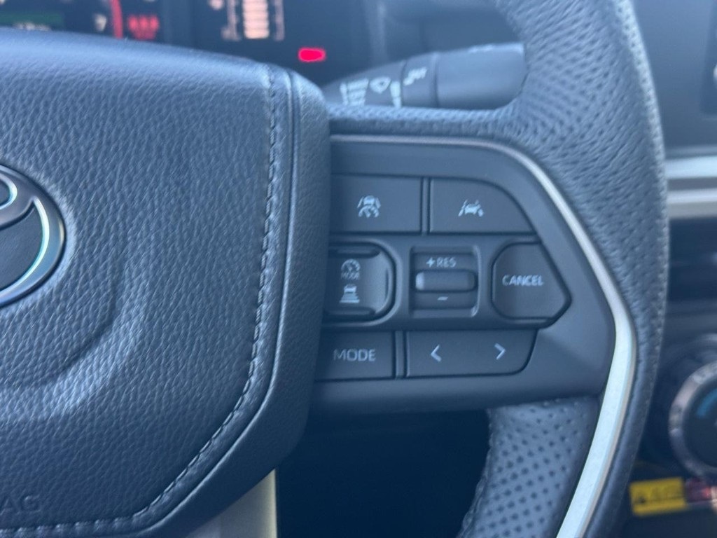 2025 Toyota Tacoma SR5 4x4 Double Cab photo 14