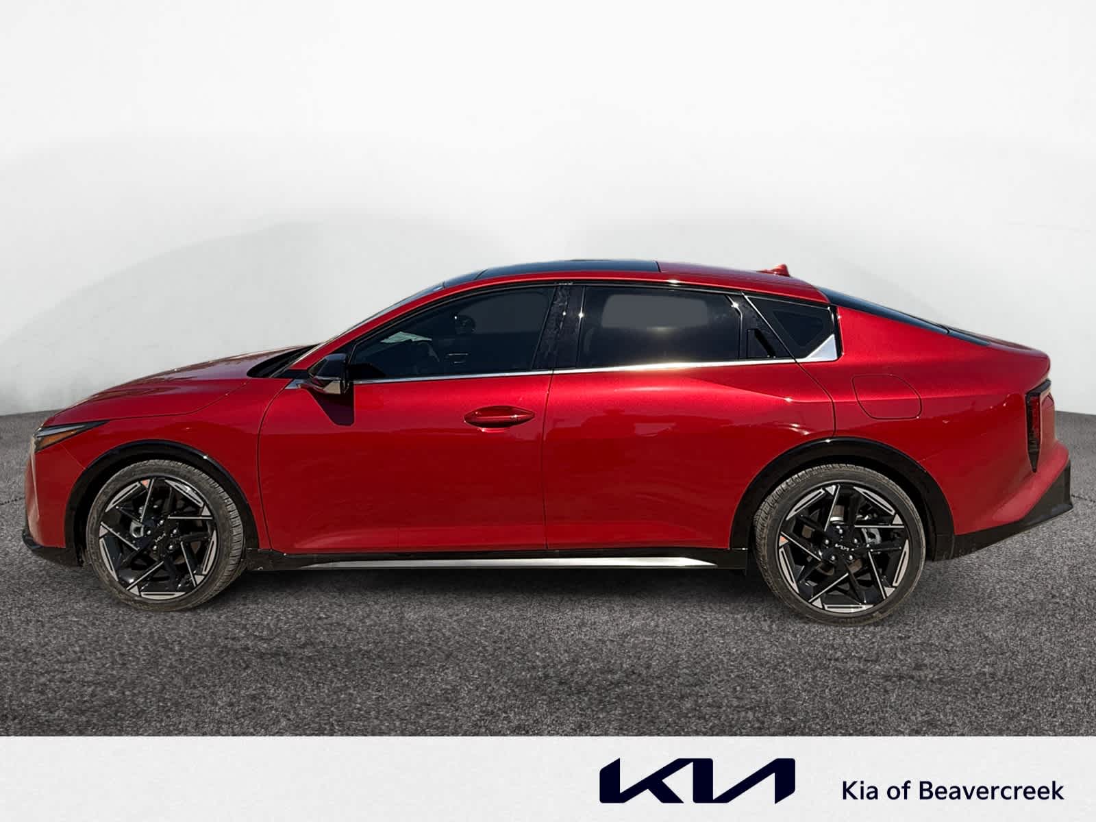 2025 Kia K4 GT-Line photo 2