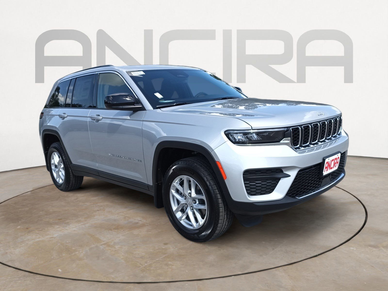 2025 Jeep Grand Cherokee Laredo X photo 6