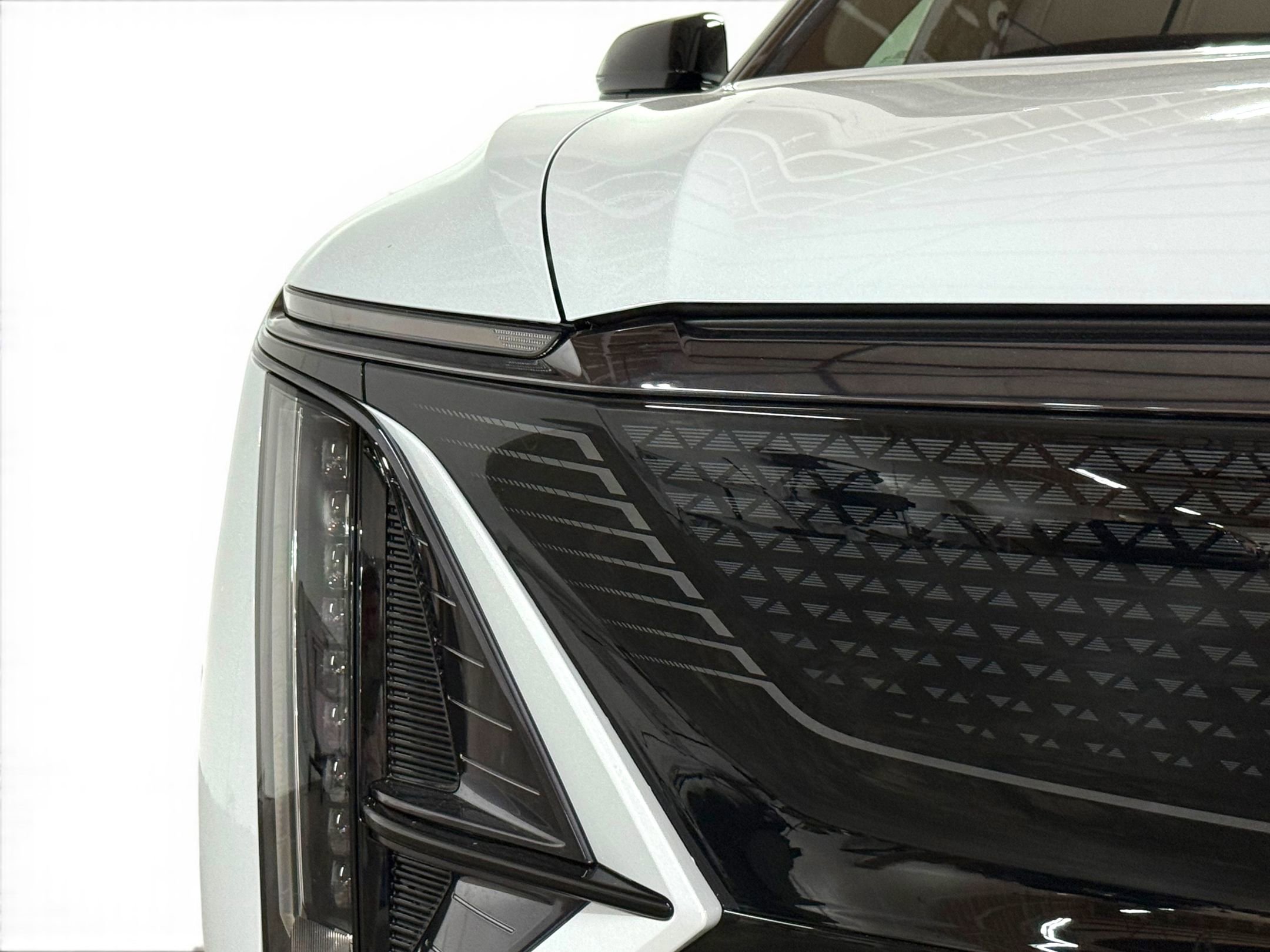 2026 Cadillac Lyriq Sport photo 9