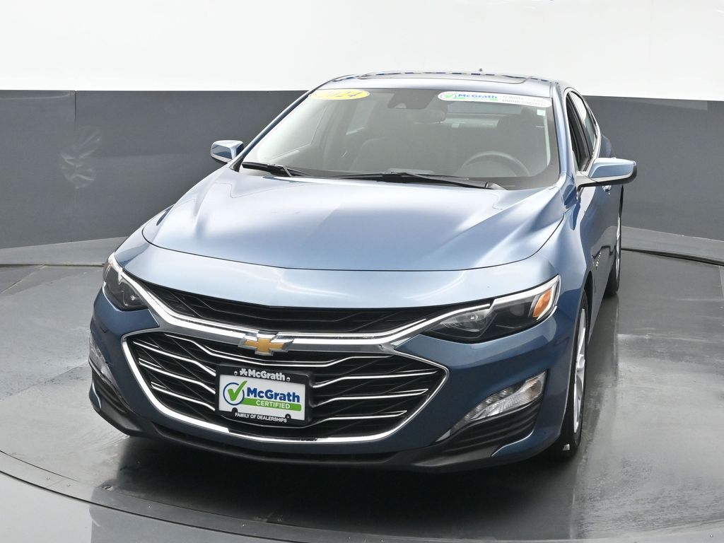2024 Chevrolet Malibu 1LT photo 3