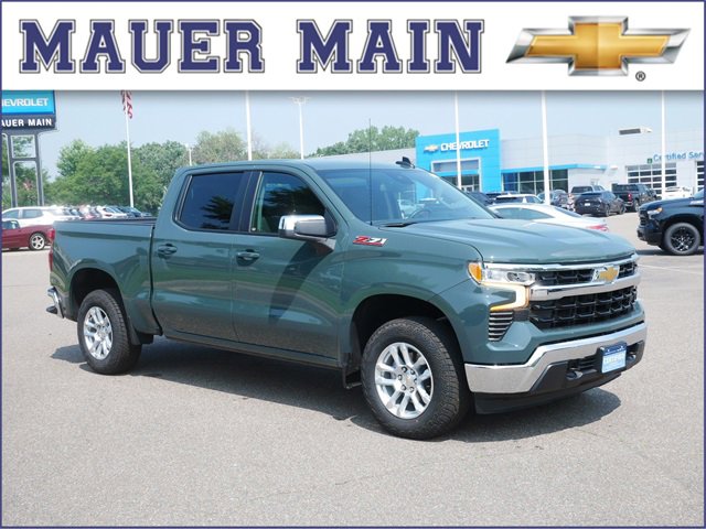 2025 Chevrolet Silverado 1500 LT's photo