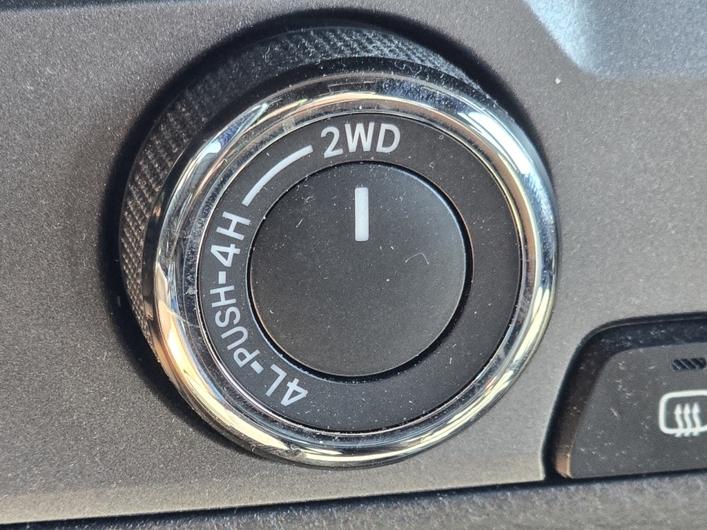 2023 Toyota Tacoma TRD Sport photo 3