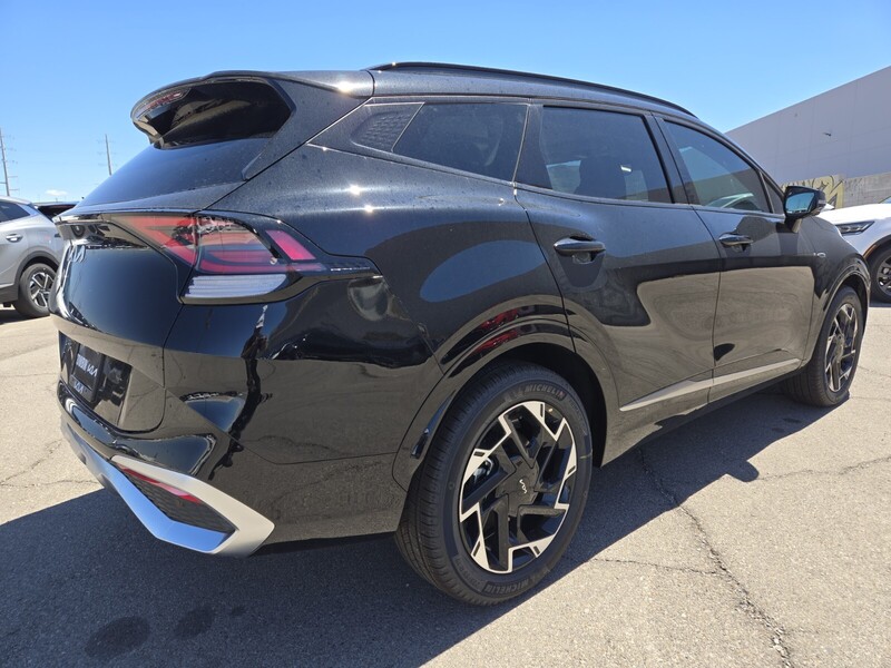 2025 Kia Sportage SX Prestige photo 3