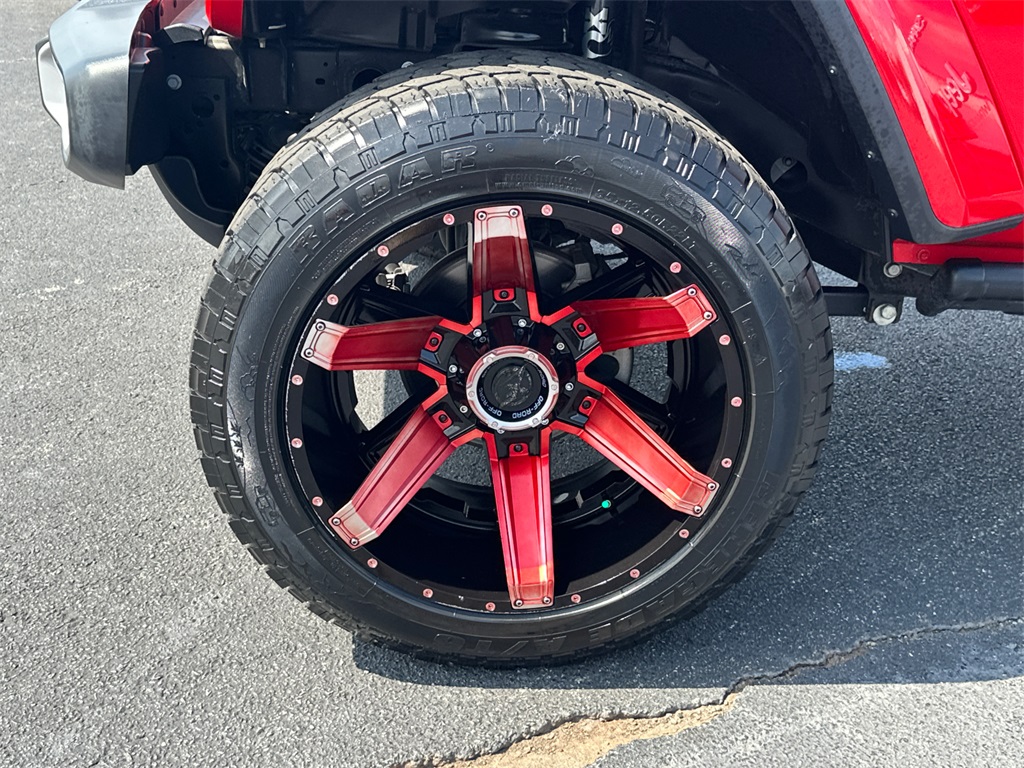 2018 Jeep Wrangler Unlimited Sahara photo 6