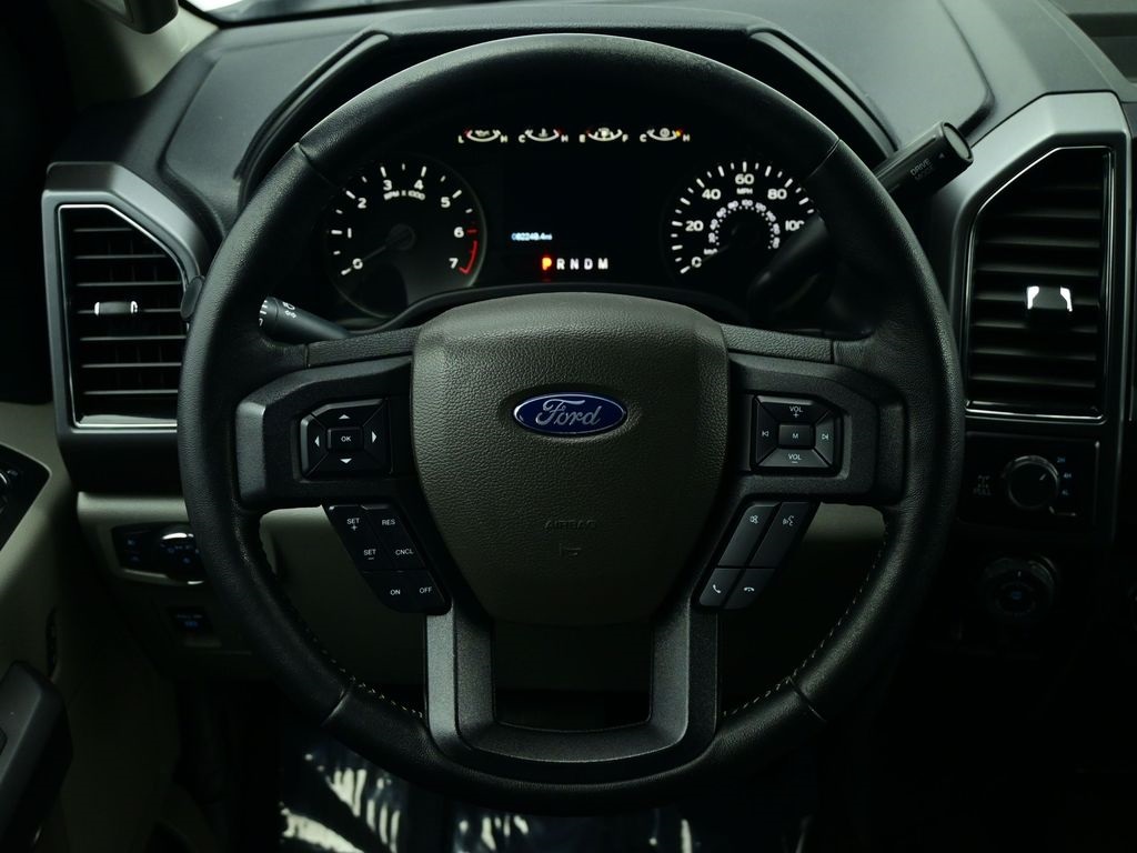 2019 Ford F-150 XLT photo 3