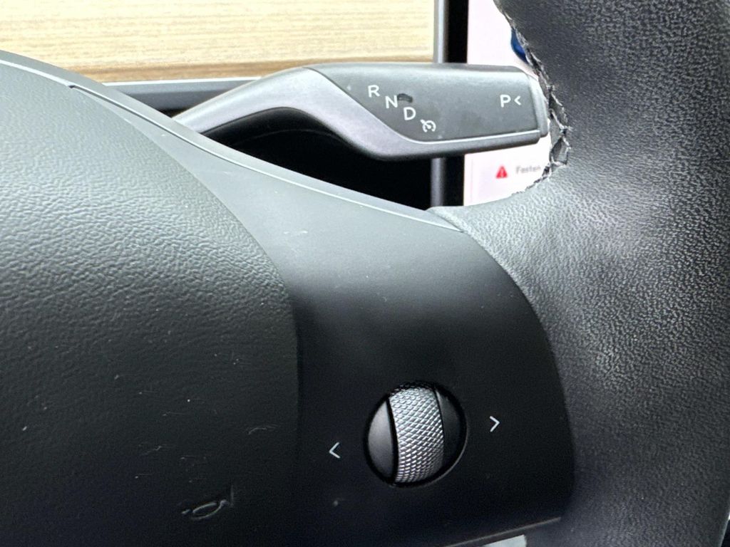 2021 Tesla Model 3 Long Range photo 22