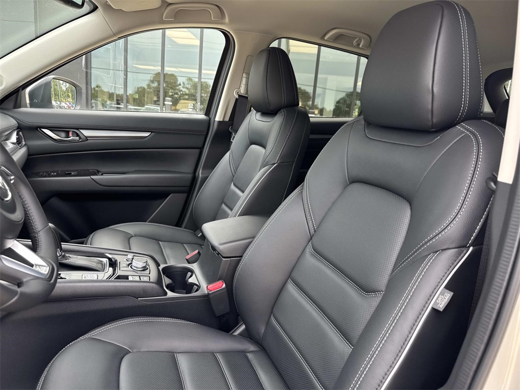 2025 Mazda CX-5 2.5 S Preferred photo 8
