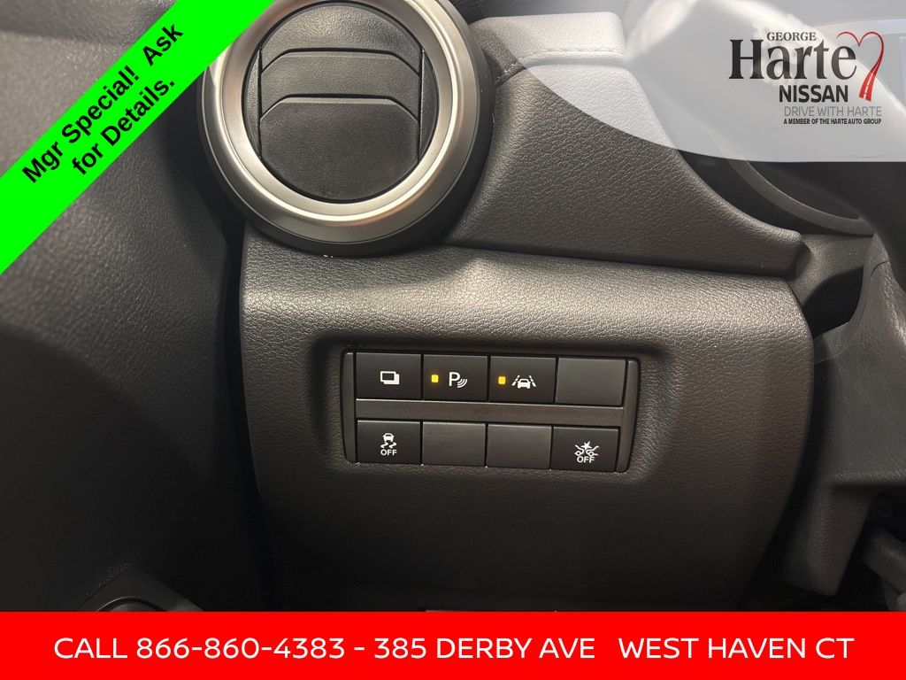 2024 Nissan Versa 1.6 S photo 14