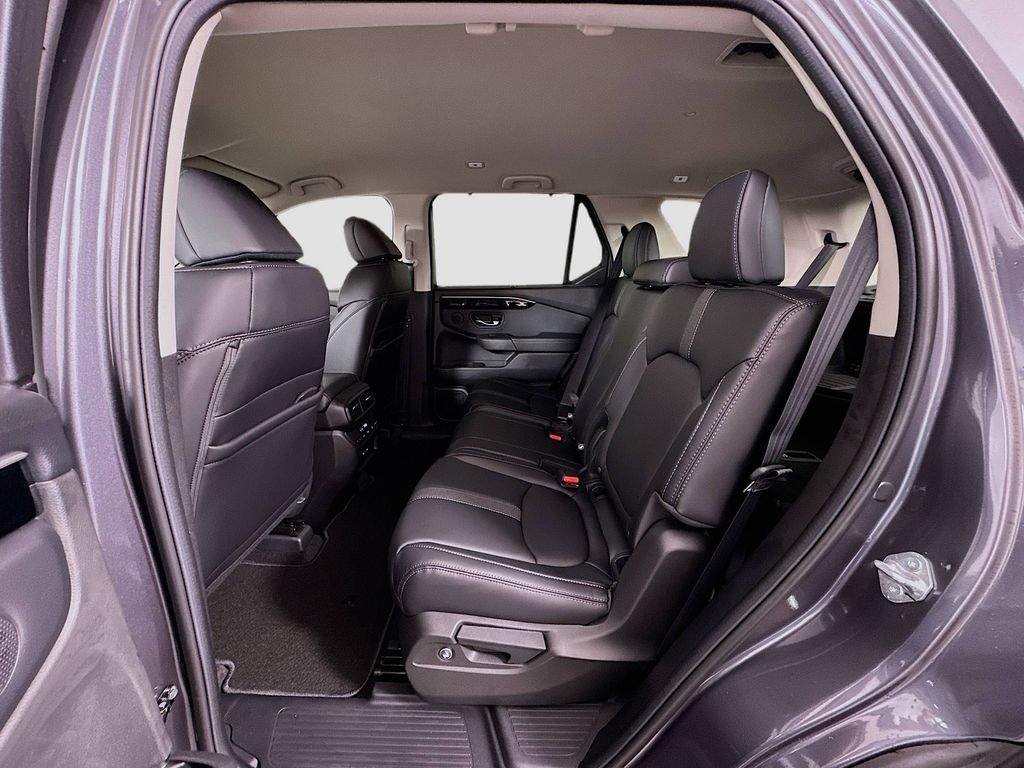 2025 Honda Pilot EX-L photo 16
