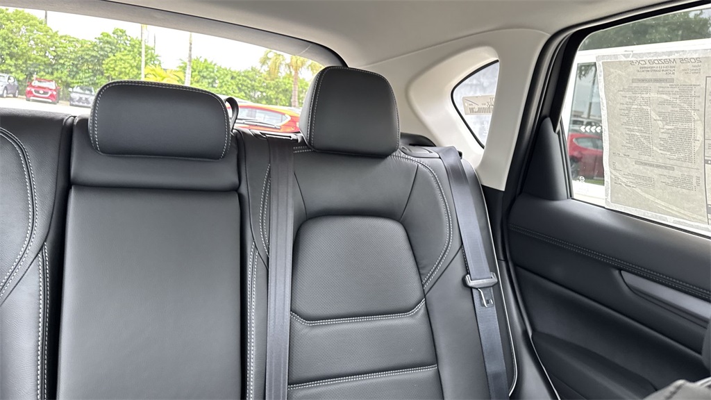 2025 Mazda CX-5 2.5 S Preferred photo 18