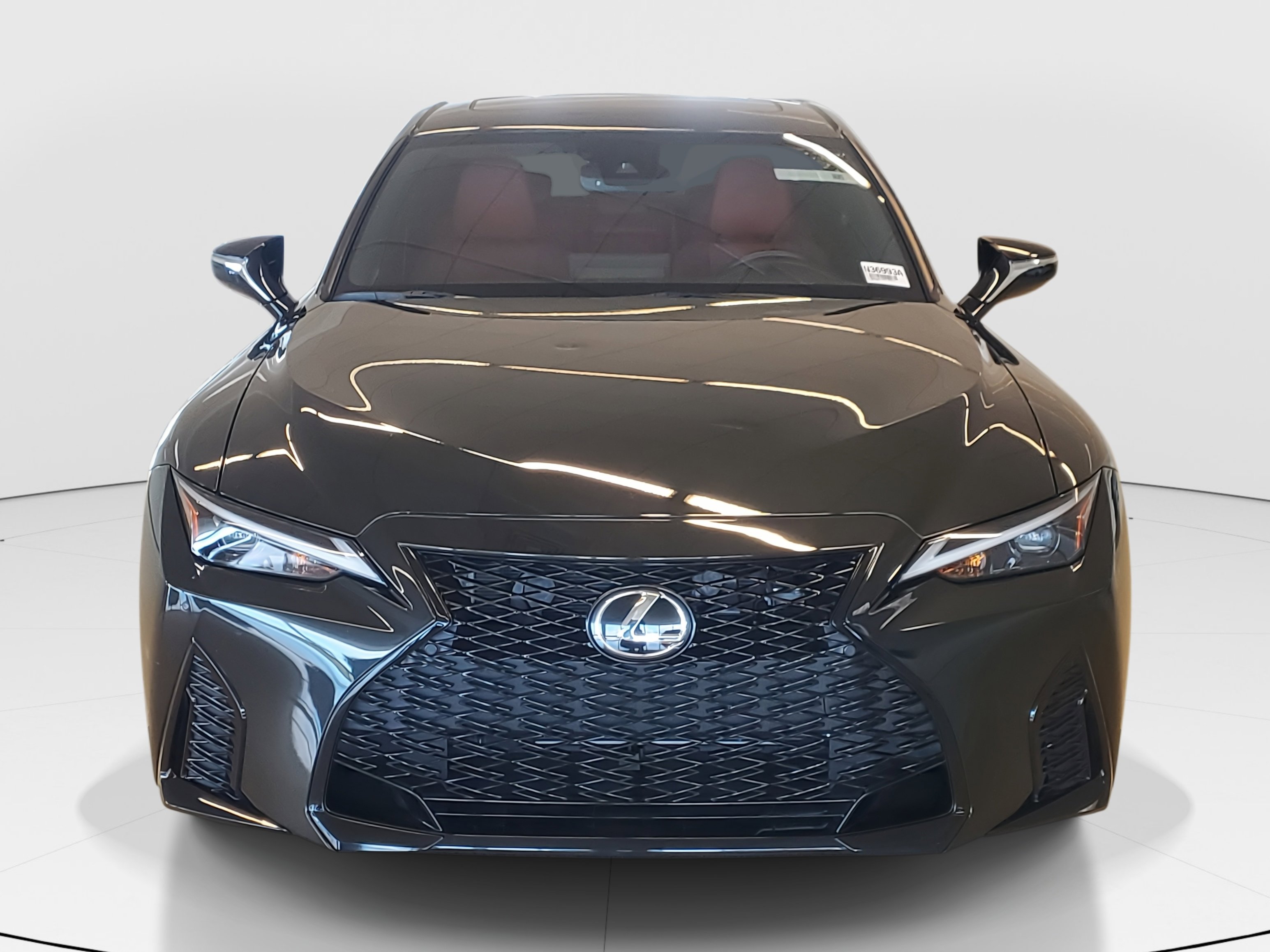 2024 Lexus IS 300 F SPORT photo 4