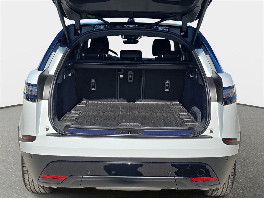 2026 Land Rover Range Rover Velar S photo 9