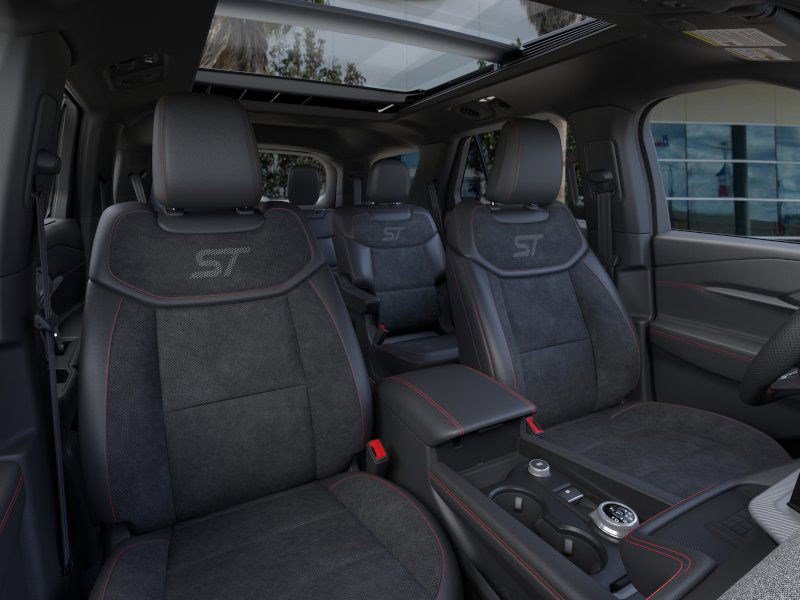 2025 Ford Explorer ST photo 10