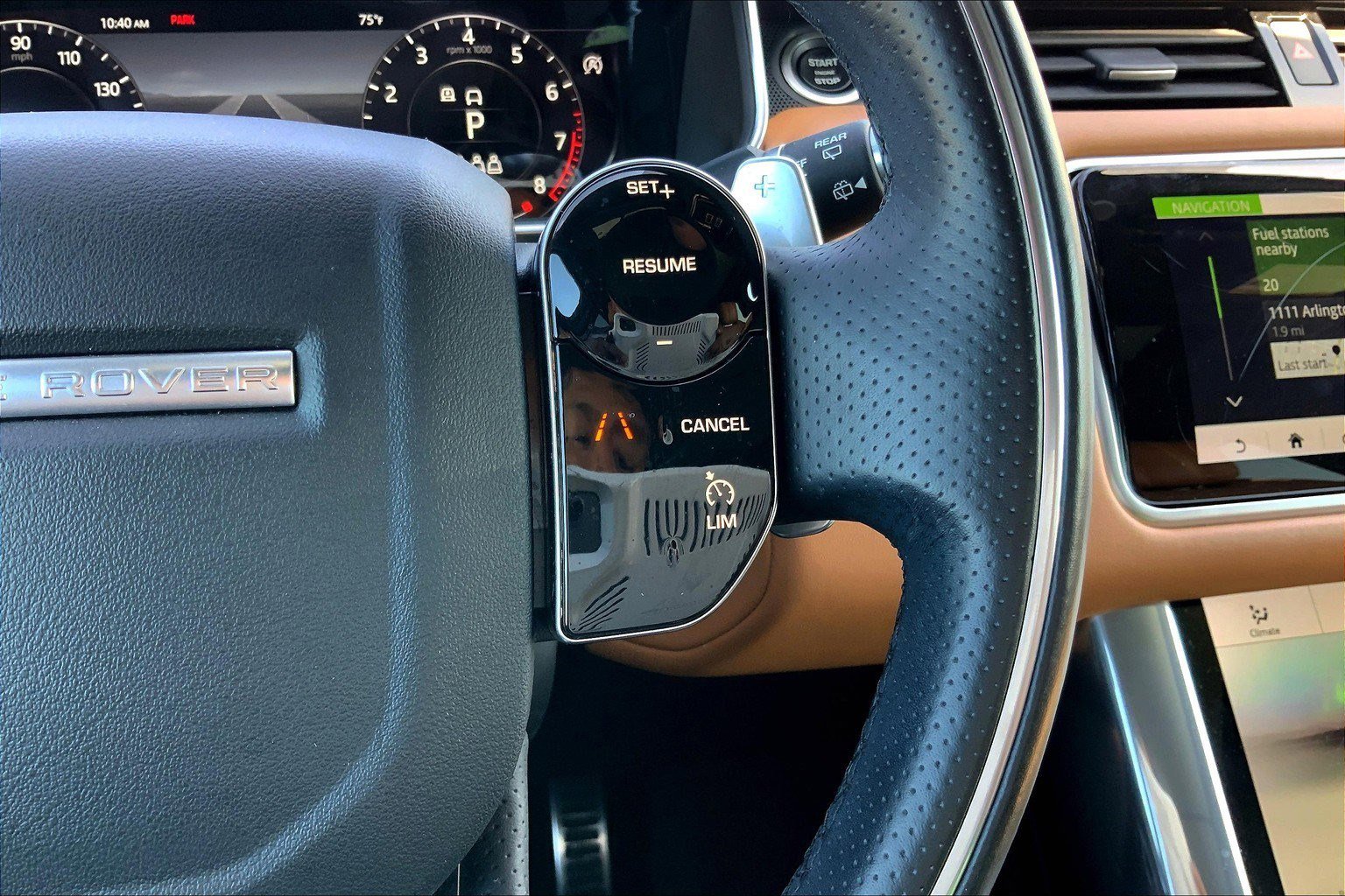 2020 Land Rover Range Rover Sport HSE Dynamic photo 14
