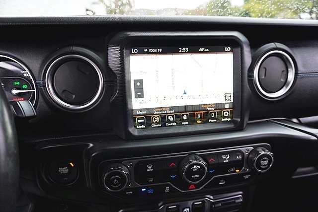 Used 2021 Gray Jeep Unlimited Rubicon 4xe image 27