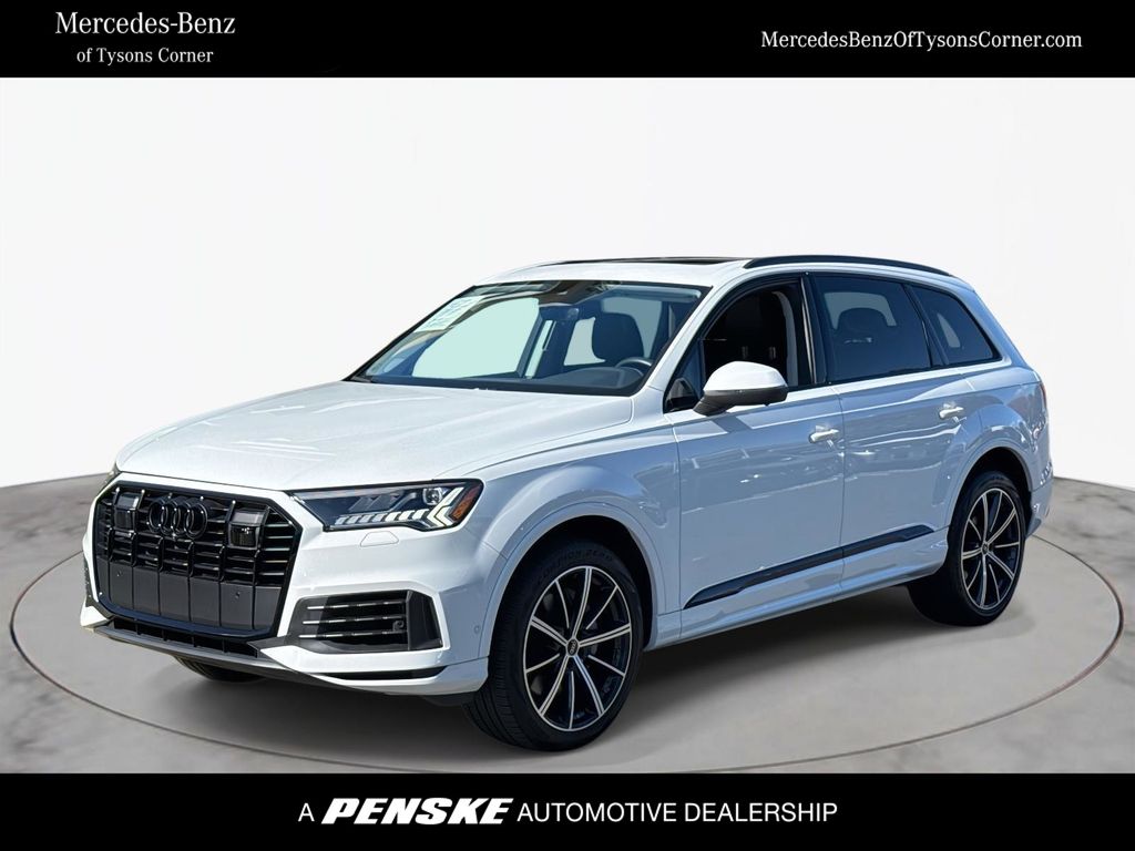 2023 Audi Q7 Premium Plus's photo